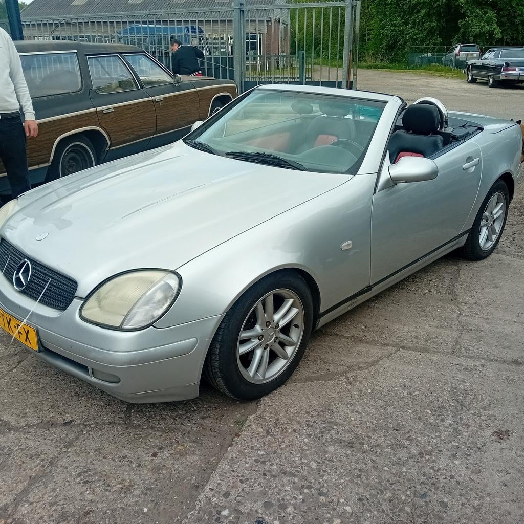 Mercedes-Benz SLK 2.0 Slk200 Roadster 1999 Grijs, Auto's, 1998 cc, 4 cilinders, Cabriolet, Bedrijf