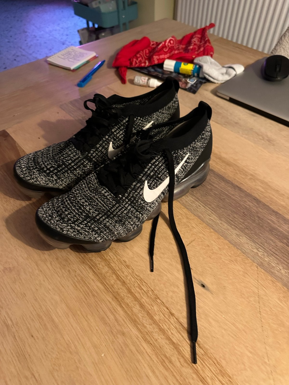 Nike Air VaporMax Flyknit 3 "Oreo" - Z.G.A.N. Maat 44,5, Kleding | Heren, Ophalen, Zo goed als nieuw, Zwart, Sneakers of Gympen