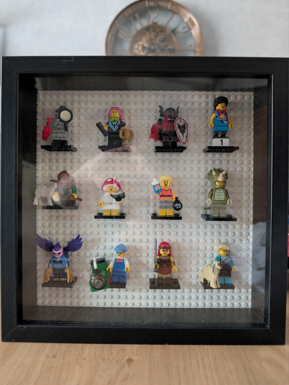 Lego Minifigures series 25 compleet in Ikea Display box, Lego, Nieuw, Ophalen of Verzenden, Minifiguren serie