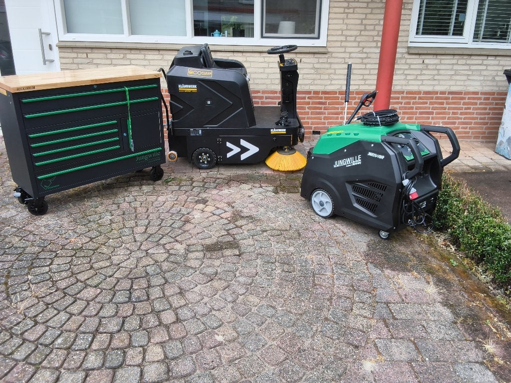 Veegmachine, hogedrukreiniger, gereedschapwagen nu –€ 25.000, Tuin en Terras, Veegmachines, Ophalen, Nieuw