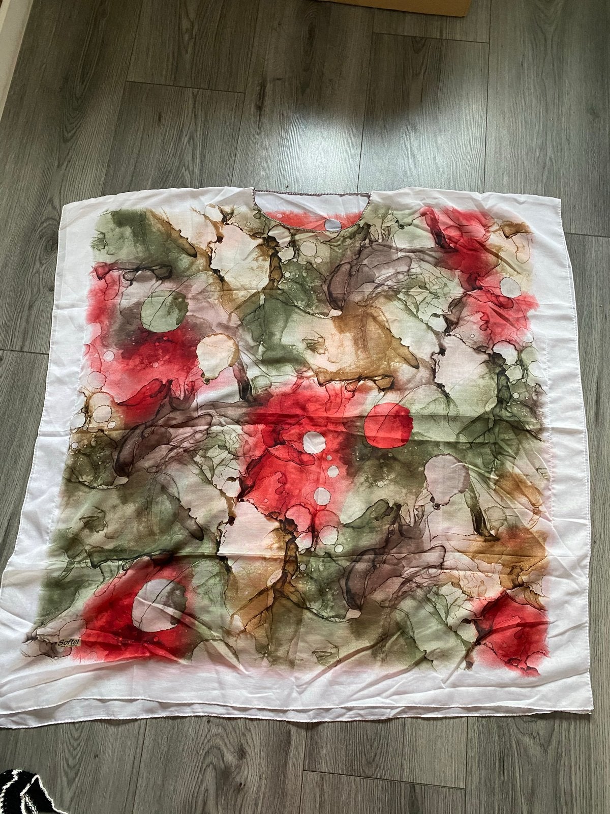 Kleurrijke stranddoek/pareo voor over badkleding, Ophalen of Verzenden, Nieuw, Overige kleuren, Overige typen