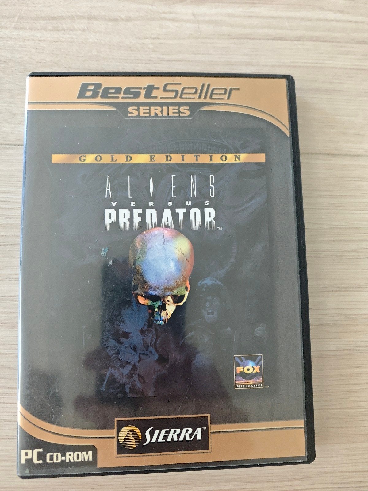 Aliens Versus Predator Gold Edition PC CD-ROM, Gebruikt, Shooter, Ophalen of Verzenden, Eén computer