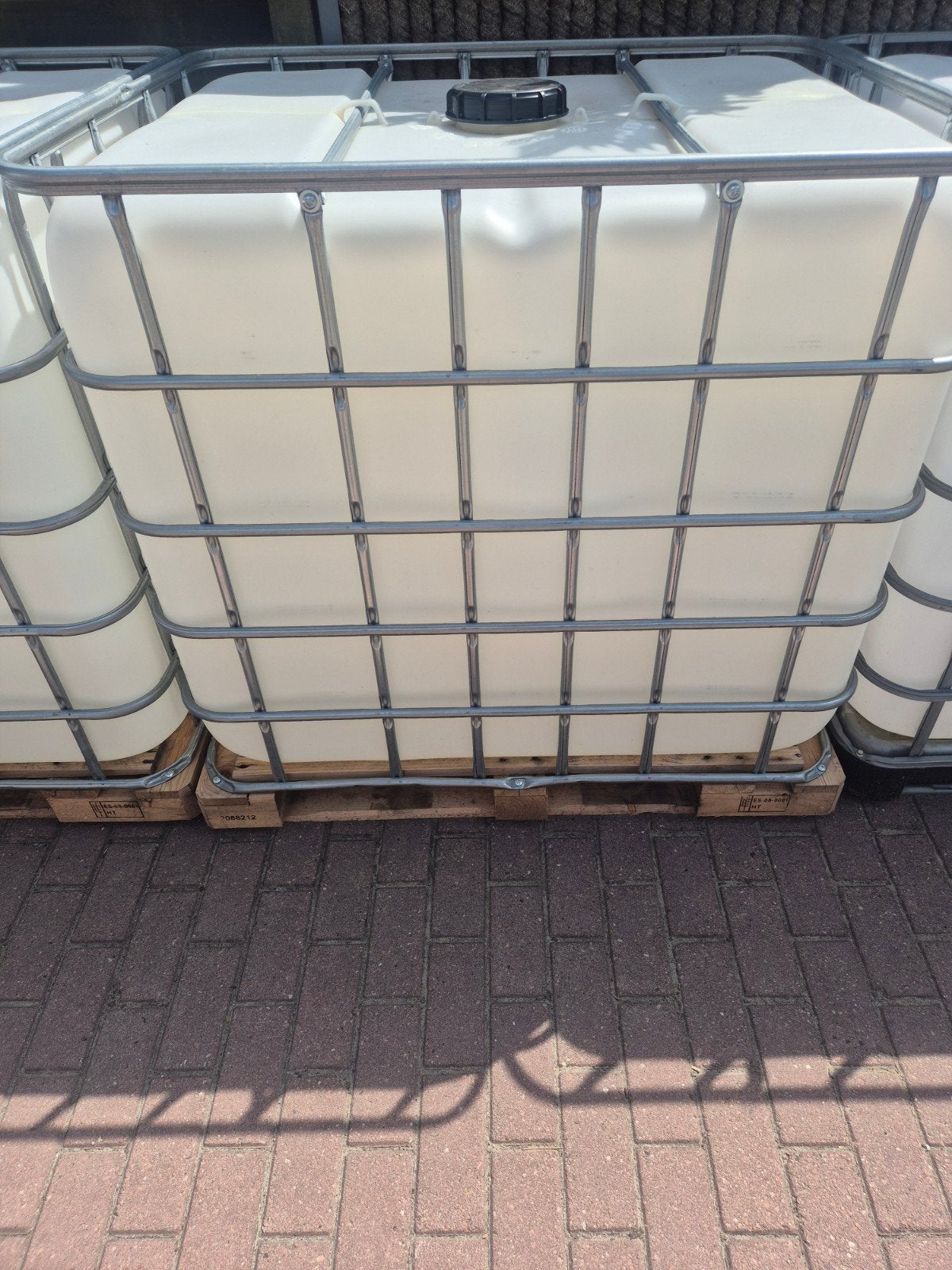 IBC met kraantje 1000L item, 150 liter of meer, Ophalen, Met kraantje