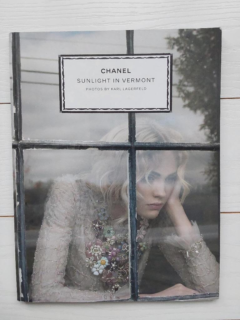 Chanel boek collectie 2009 lente zomer Sunlight in Vermont, Verzenden, Zo goed als nieuw, Catalogus, Chanel