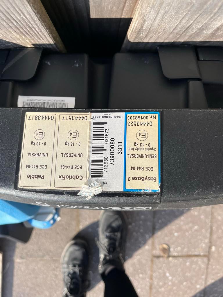 Maxi-Cosi EasyBase 2 en CabrioFix autostoelbases, Auto diversen, Ophalen, Zo goed als nieuw