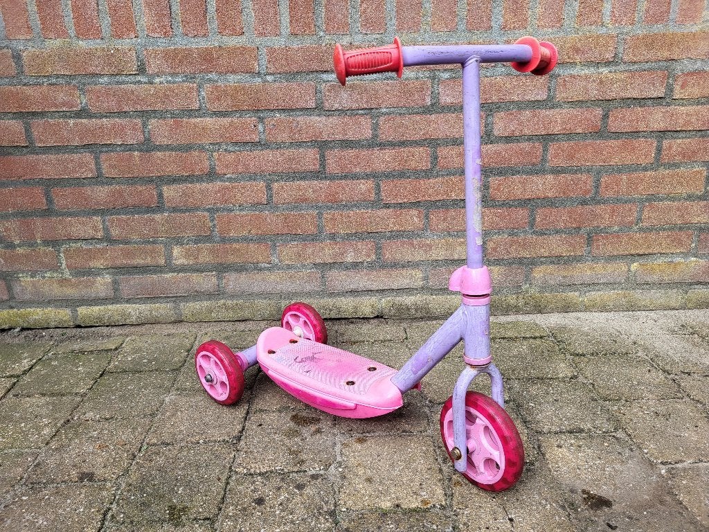 Gratis; Roze Kinderstepje 55cm hoog, Ophalen, Gebruikt