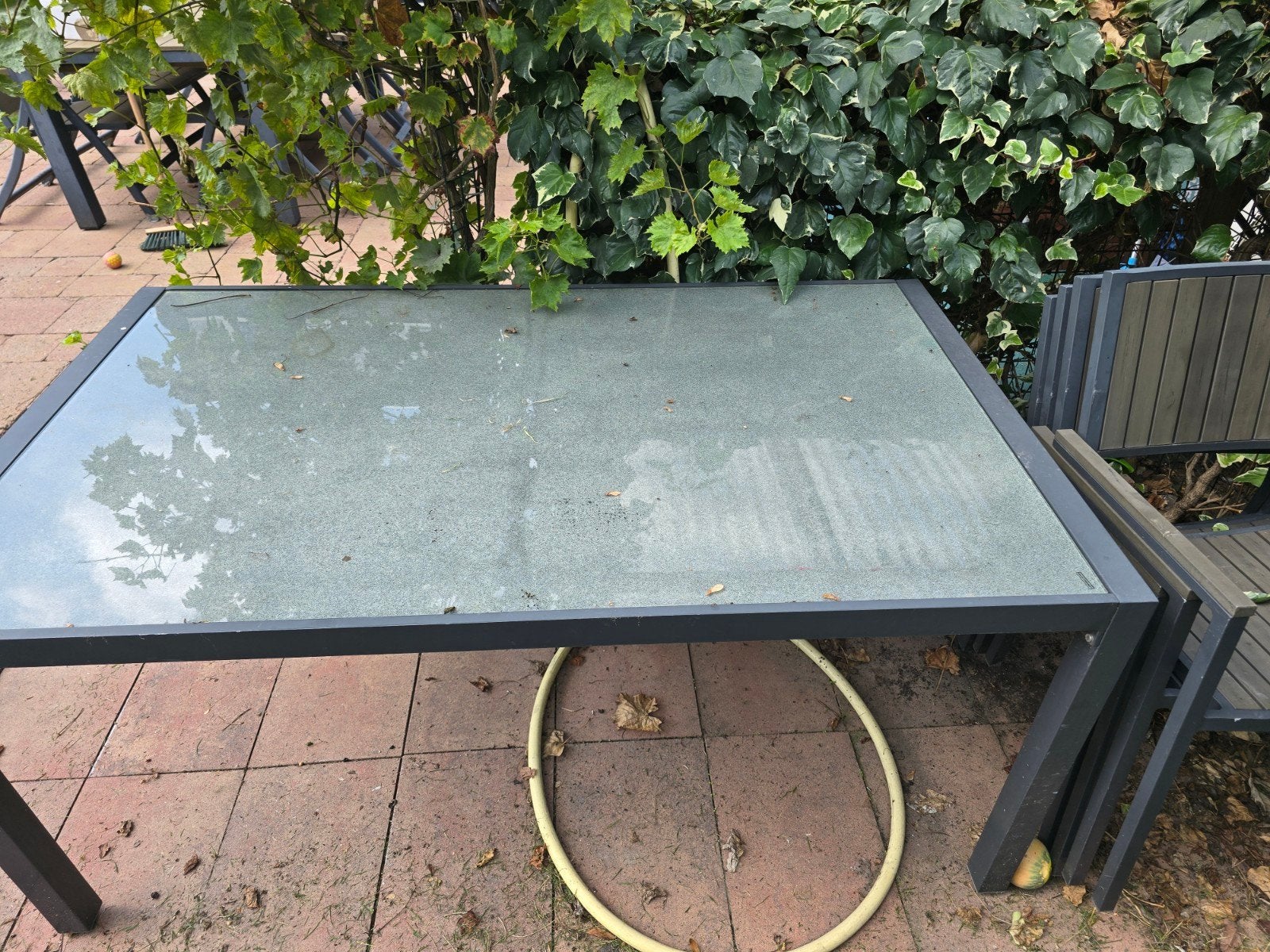 Tuin/balkontafel 160x95 cm met glazen blad, Ophalen, Gebruikt, Rechthoekig, Metaal