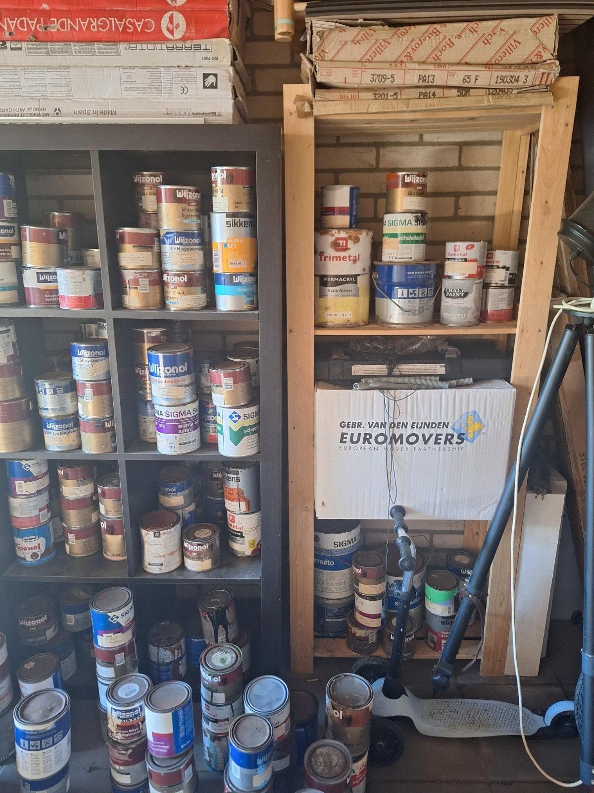 Grote collectie verf, beits en lak in diverse kleuren, 20 liter of meer, Ophalen, Overige kleuren, Verf