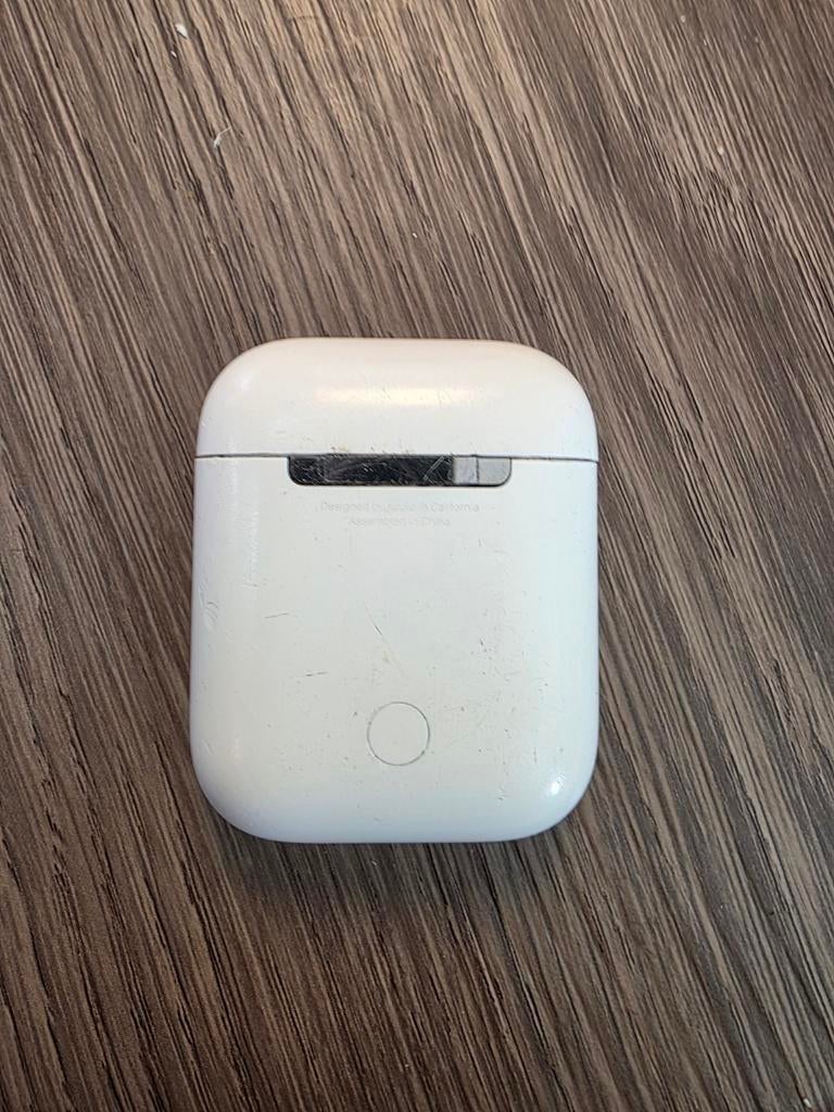 Apple Airpods 1 Oplaadcase - Losse Case - €40,-, Ophalen of Verzenden, Gebruikt, Overige typen