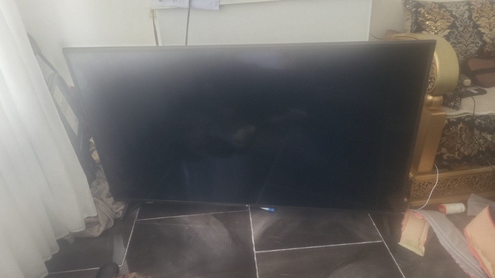 Foto 2 van smart tv merk LG 65 inch