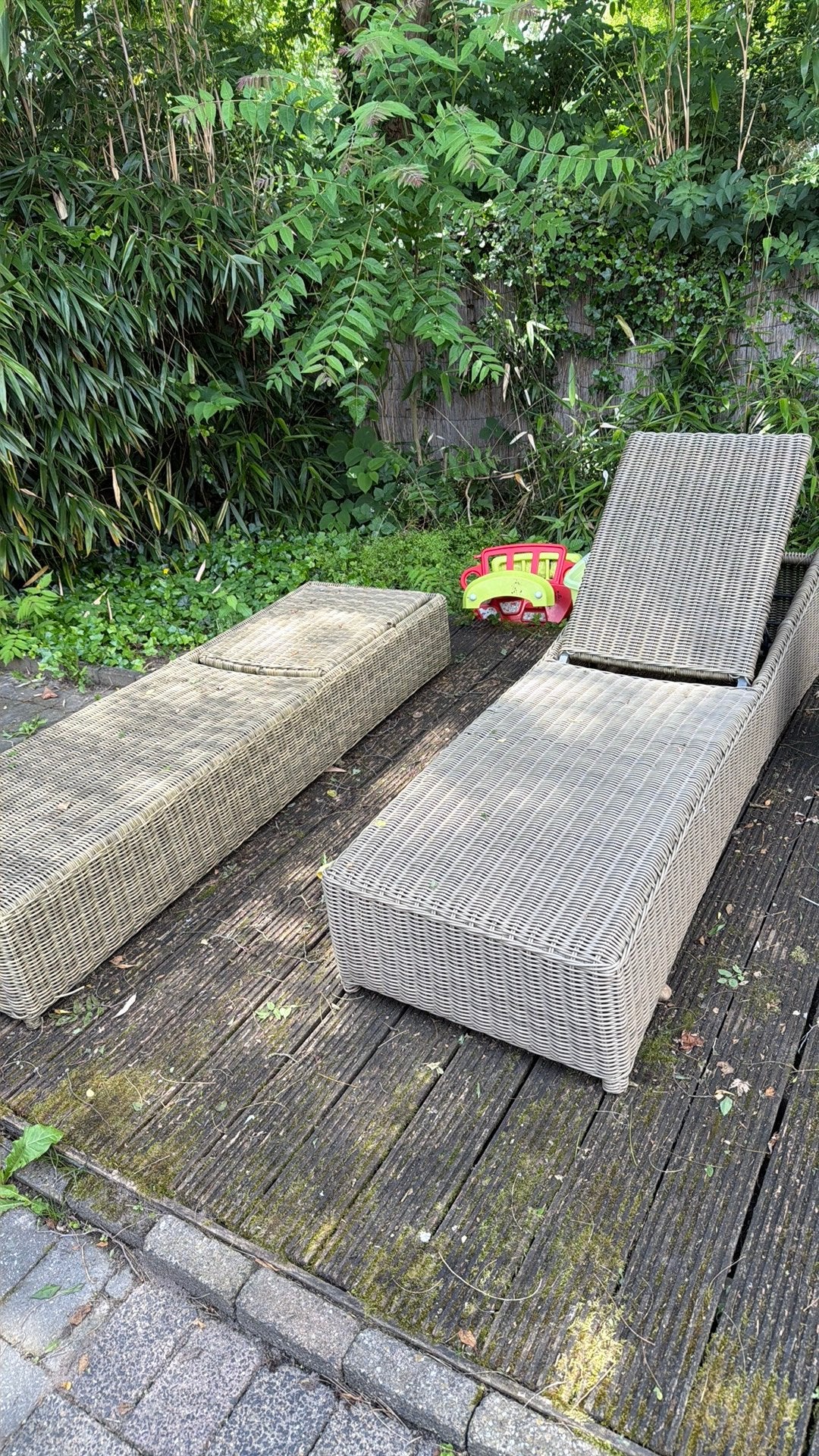 Twee ligbedjes, Tuin en Terras, Ligbedden, Ophalen of Verzenden