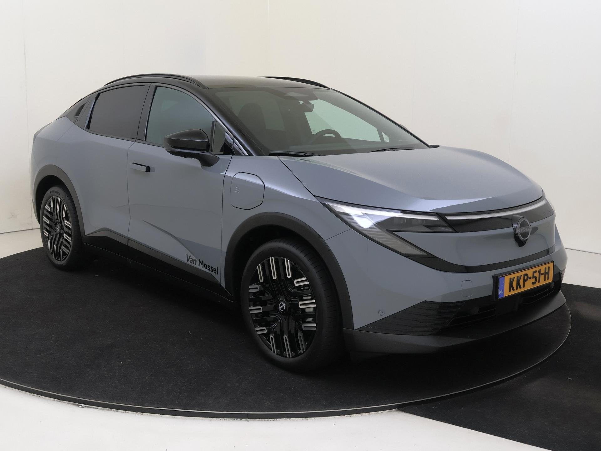 Foto 2 van Nissan LEAF Evolve 52 kWh | Panoramadak| LM velgen | Apple c