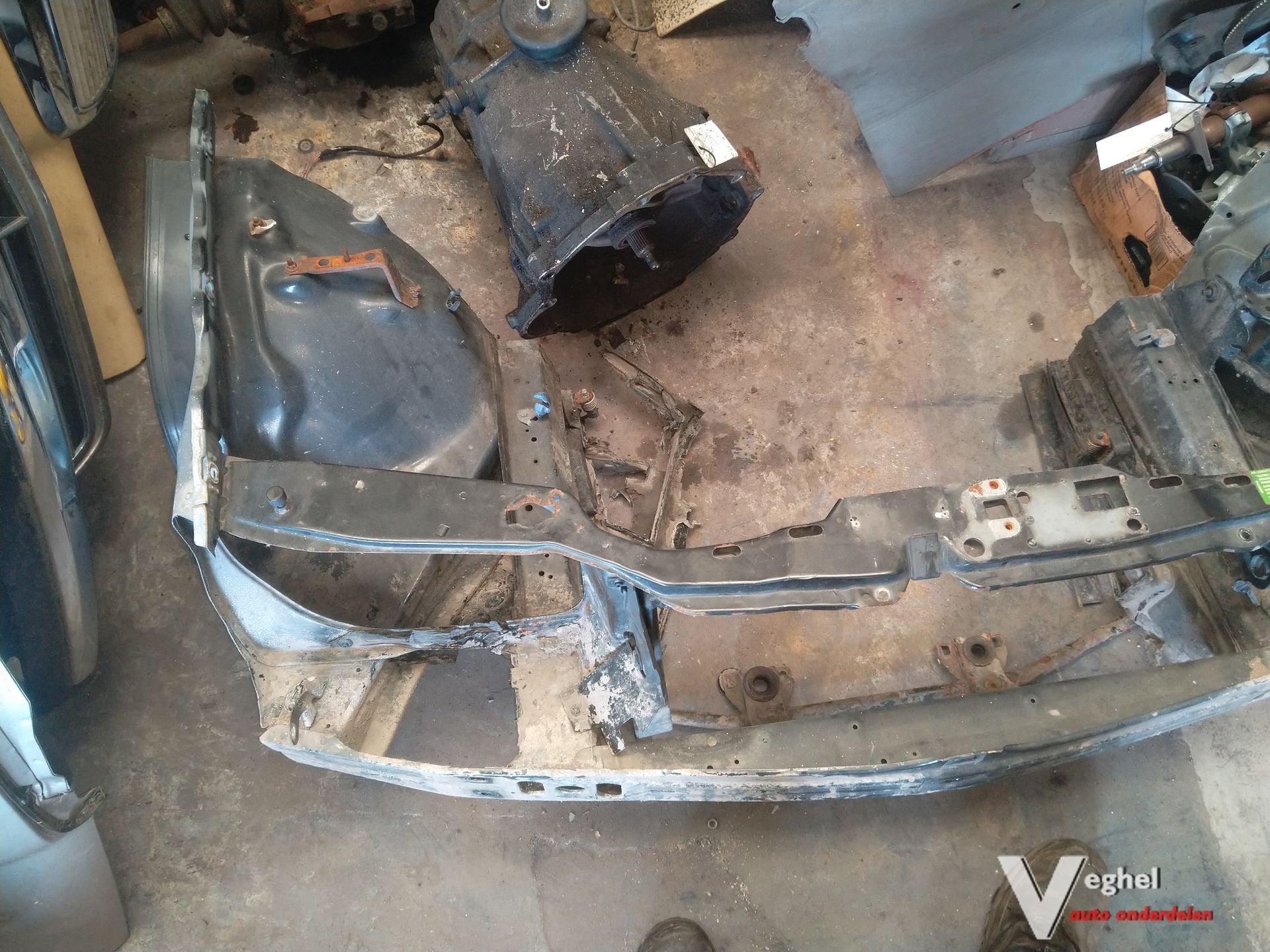 Mercedes w124 zaag deel neus, Ophalen, Gebruikt, -, -