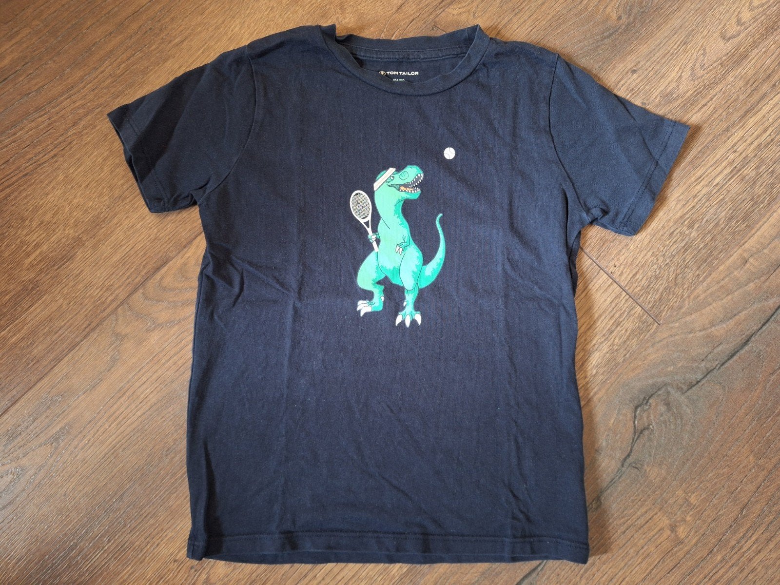 Tom Tailor donkerblauw dino t-shirt maat 104/110, Tom Tailor, Ophalen of Verzenden, Zo goed als nieuw, Shirt of Longsleeve