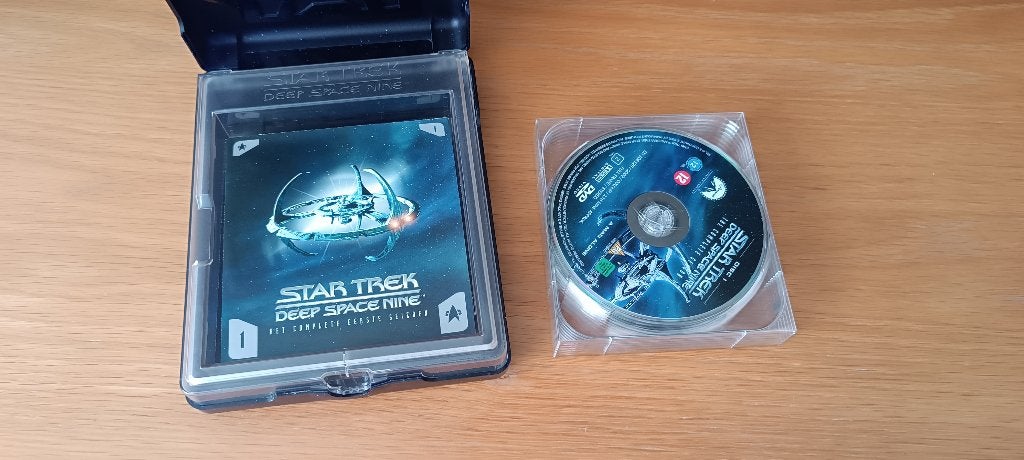 star trek deep space nine ,seizoen 1, Ophalen, Zo goed als nieuw, Film, Overige typen