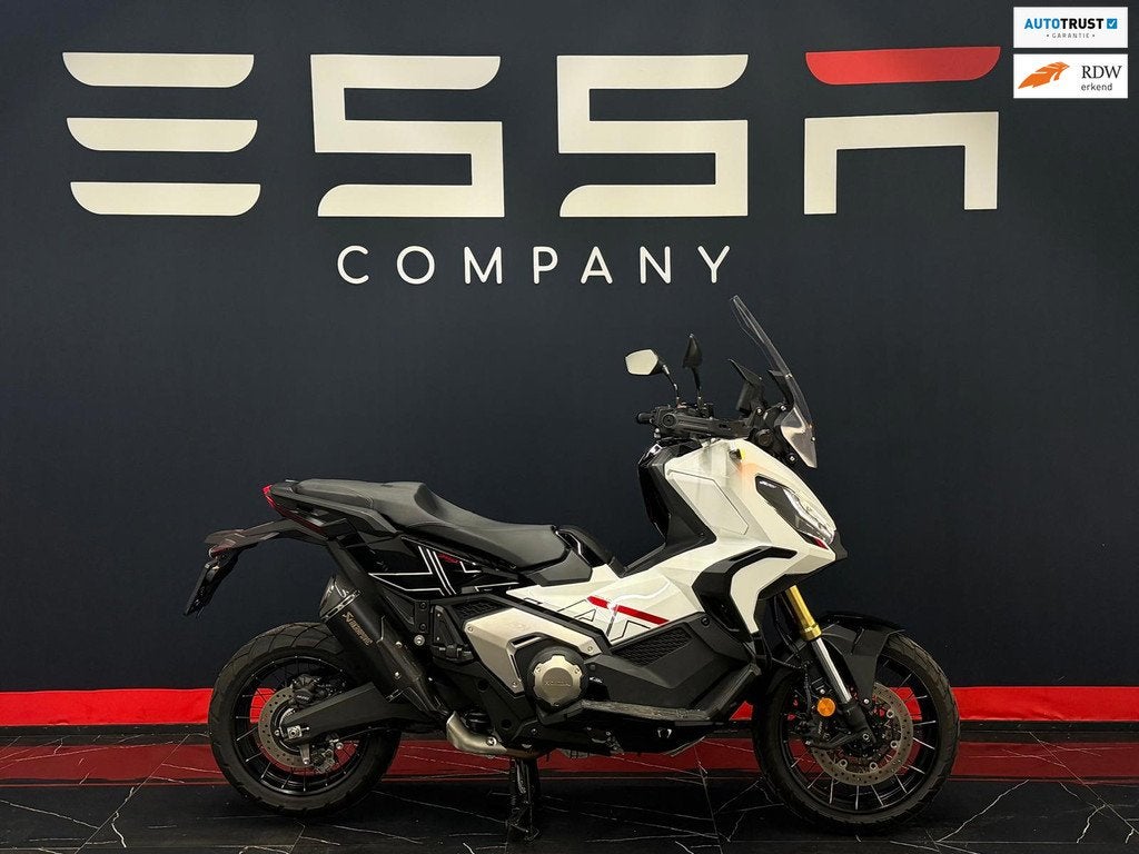 Honda Scooter X-ADV 750 Akrapovic LED, Motoren, Motoren | Honda, Scooter, 745 cc, Bedrijf, Meer dan 35 kW