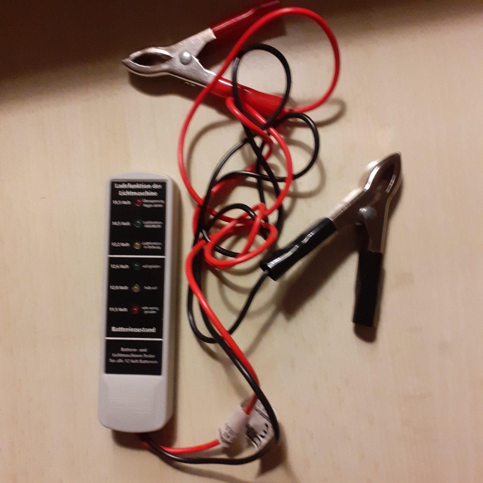 12V Accu Tester Auto, Scooter, Boot, Caravan - LED Indicator, Ophalen, Nieuw, Universele onderdelen