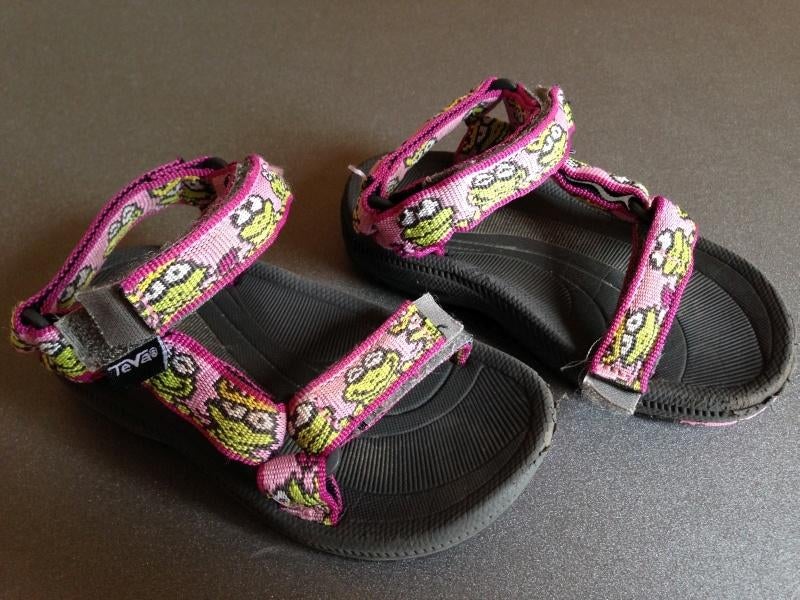 Q620 TEVA Sandalen Mt 22,5, Kinderen en Baby's, Kinderkleding | Schoenen en Sokken, Gebruikt, Jongen of Meisje, Overige typen
