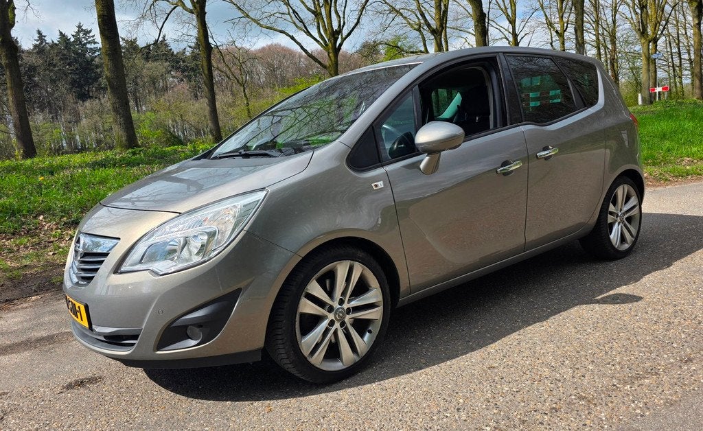 Opel Meriva 1.4 Turbo Cosmo - NL Auto - Navigatie -, Auto's, Opel, Voorwielaandrijving, Euro 5, 15 km/l, Gebruikt