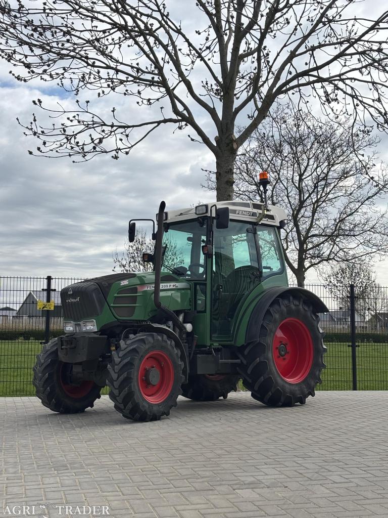 Fendt 209p ( 3800 uur ), Zakelijke goederen, Agrarisch | Tractoren, 80 tot 120 Pk, Gebruikt, -, 2500 tot 5000
