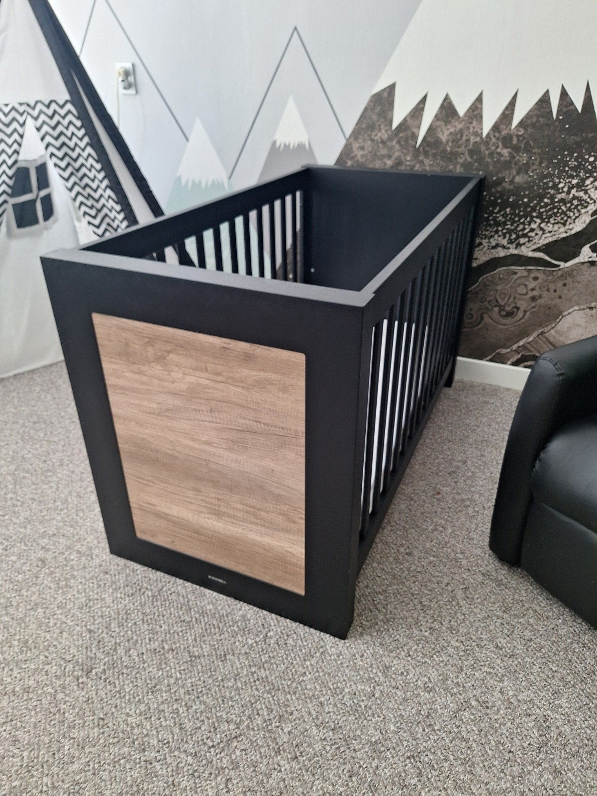 Kidsmill babykamer zwart, Kinderen en Baby's, Kinderkamer | Bedden, Zo goed als nieuw, Minder dan 140 cm, Minder dan 70 cm, Ophalen
