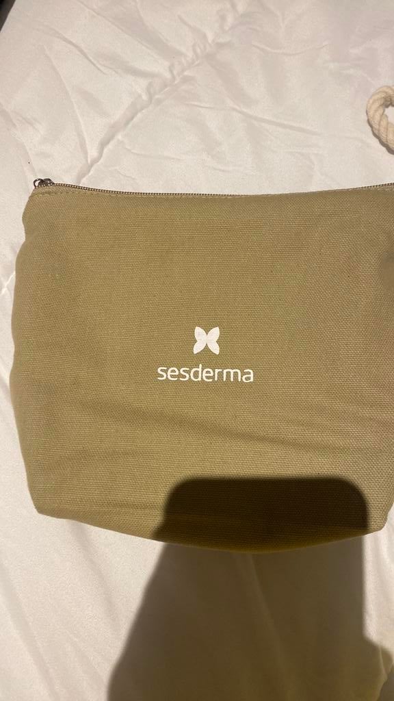 Sesderma toilet/strand tasje, Ophalen of Verzenden, Nieuw, Beige, Dame