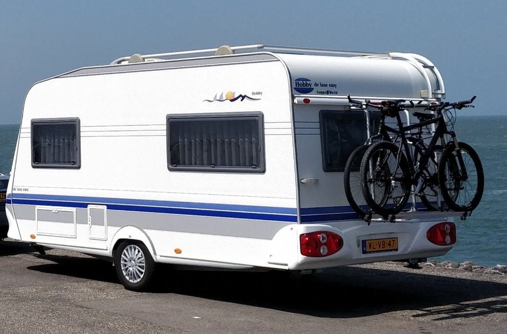 Hobby De Luxe Easy 440 SF 2004 | 1e Eigenaar | Nette staat, Caravans en Kamperen, Hobby, Dwarsbed, Treinzit, Particulier
