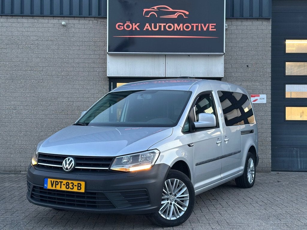 Volkswagen Caddy 2.0 TDI L2H1 BMT Maxi Highline / Dubbele Sc, Auto's, Bestelauto's, Voorwielaandrijving, Gebruikt, 4 cilinders