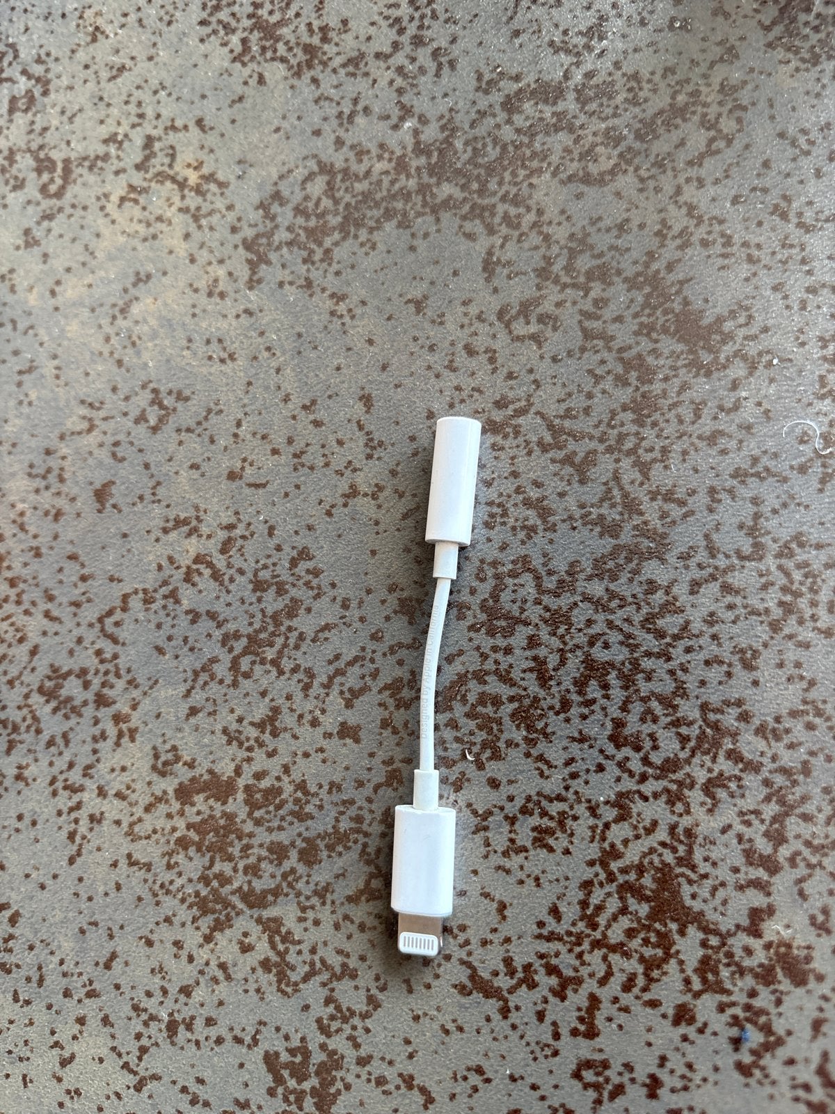 Apple Lightning naar 3,5 mm koptelefoonadapter, Ophalen of Verzenden, Gebruikt, Snoer of kabel