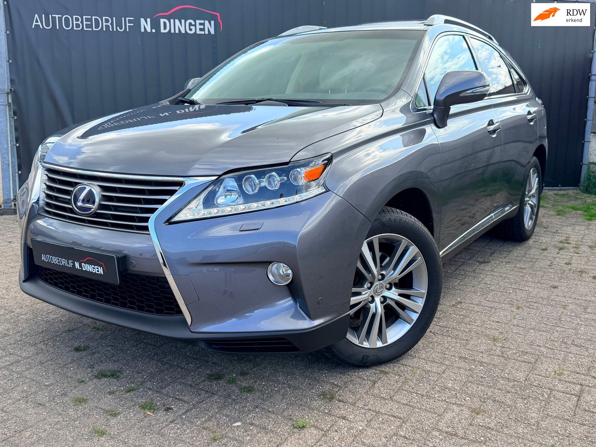 Lexus RX 450h 4WD Tech Edition trekhaak dealeronderhouden!, Auto's, Automaat, Dealer onderhouden, 249 pk, Gebruikt