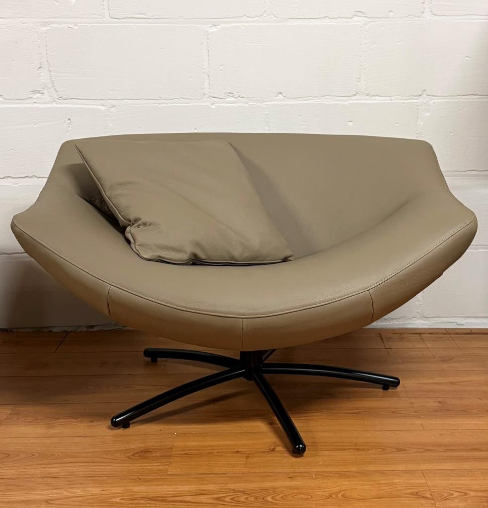 Gigi draai fauteuil Gerard v/d Berg refurbished - nieuw leer, Label Design, Nieuw, 75 tot 100 cm, Ophalen of Verzenden