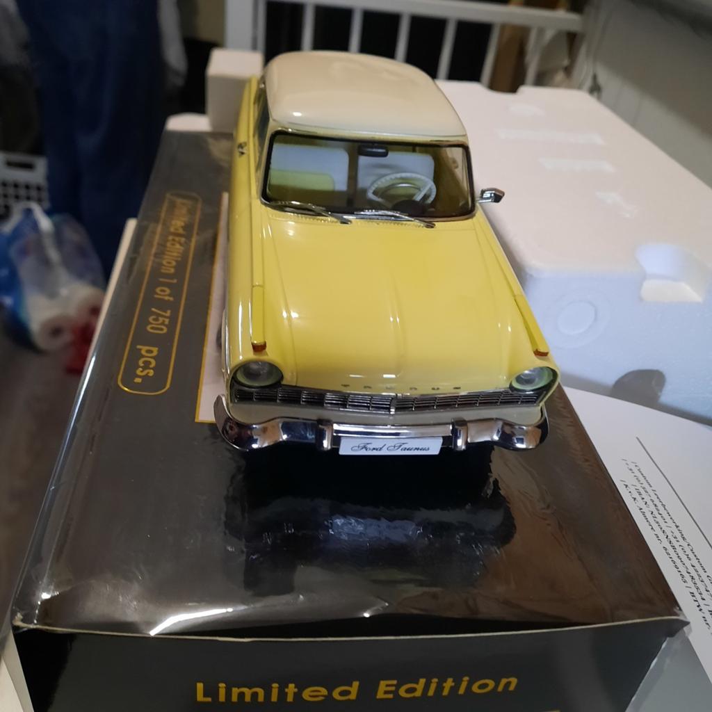 KK Scale Diecast Ford Taunus Modelauto - Limited Edition, Ophalen of Verzenden, Zo goed als nieuw, Auto