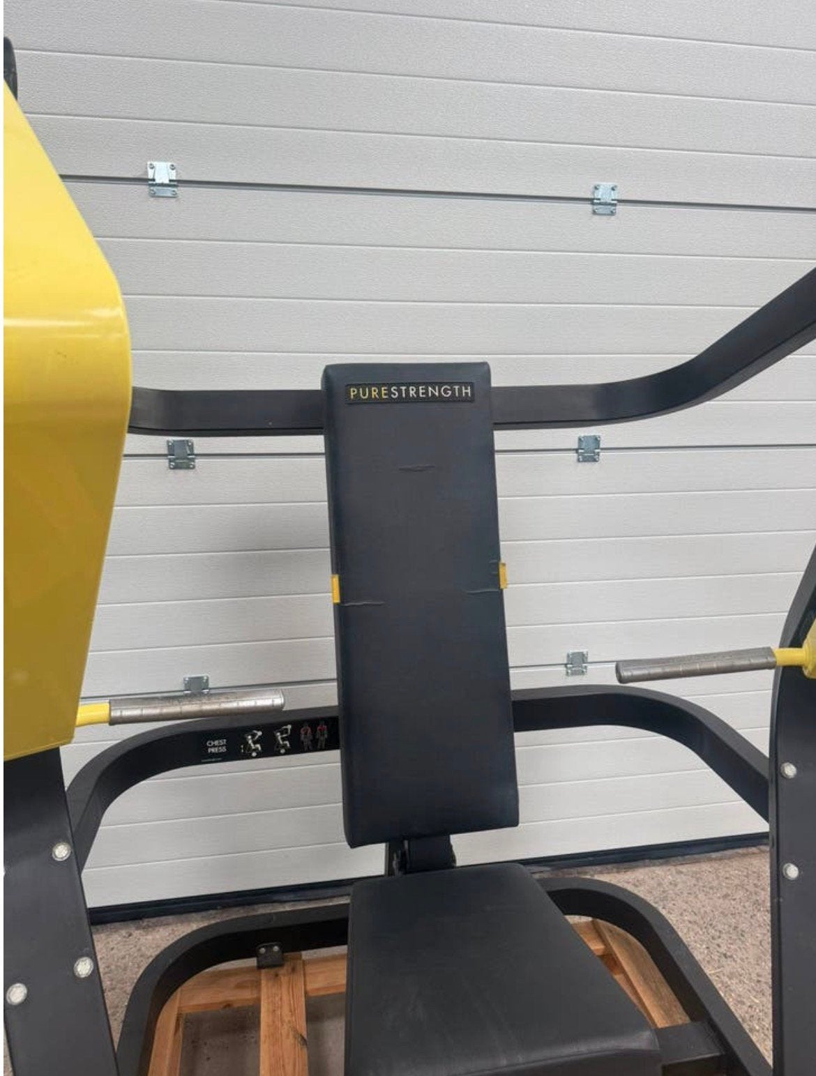 Technogym pure strength brustpresse / chestpress, Ophalen, Benen, Gebruikt, -