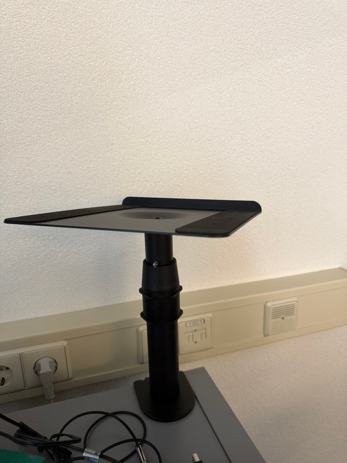 Suptek Wandhouder voor speakers, Ophalen, Zo goed als nieuw, Overige merken