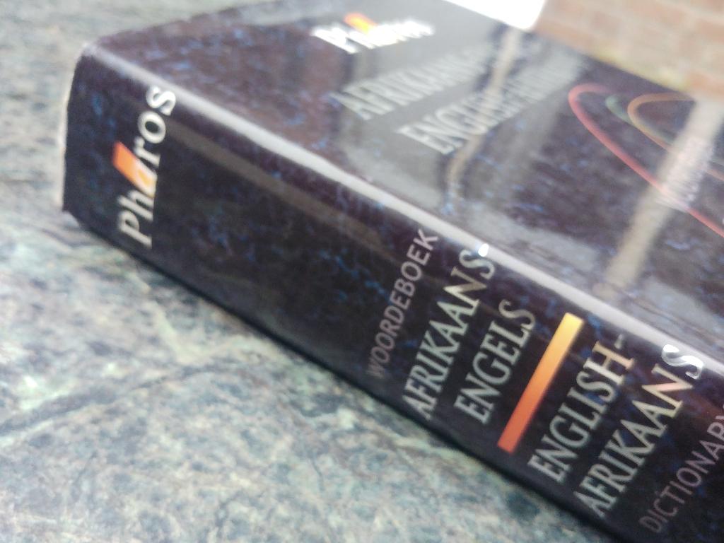Afrikaans-Engels / English-Afrikaans (woordeboek/dictionary), Boeken, Overige uitgevers, Ophalen of Verzenden, Zo goed als nieuw