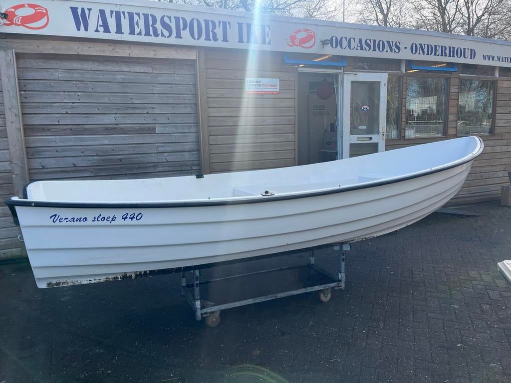 Mooie verano sloep 4.40 incl 4 pk 4 takt yamaha, Watersport en Boten, Tot 10 pk, Ophalen of Verzenden, Zo goed als nieuw, 3 tot 6 meter