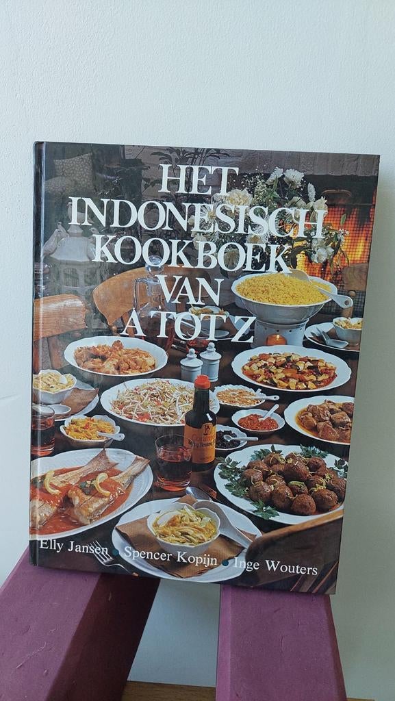 Het Indonesisch Kookboek van A tot Z, Boeken, Kookboeken, Gelezen, Azië en Oosters, Ophalen of Verzenden, Hoofdgerechten