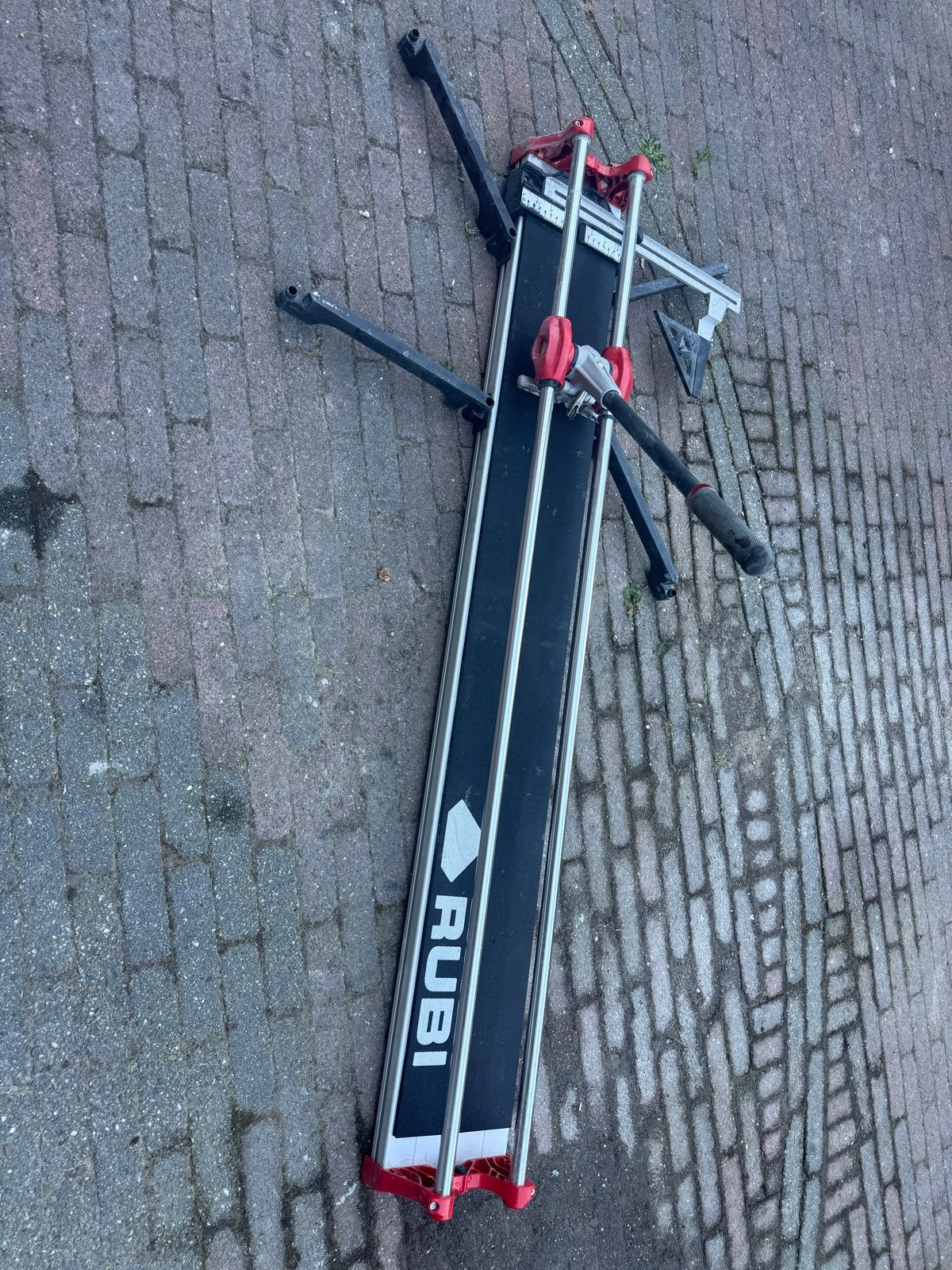 Rubi Tegelsnijder 120cm met draagtas, Doe-het-zelf en Verbouw, Gereedschap | Handgereedschap, Ophalen, Gebruikt, Snijgereedschap