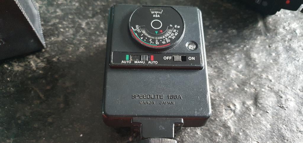 Canon Speedlite 155A flitser + beschermhoesje Aso instelbaar, Audio, Tv en Foto, Fotografie | Flitsers, Ophalen of Verzenden, Gebruikt
