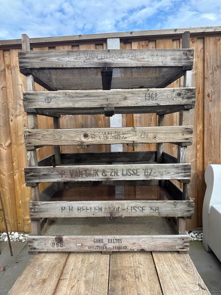 6 Brocante gaaskisten, Ophalen