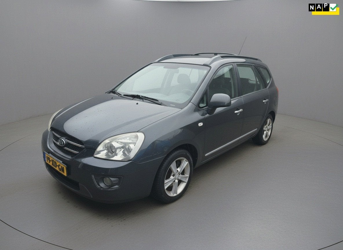 Kia Carens 2.0 CVVT X-ecutive., Clima, Trekhaak, LM, NAP, Voorwielaandrijving, 1998 cc, Stof, Gebruikt