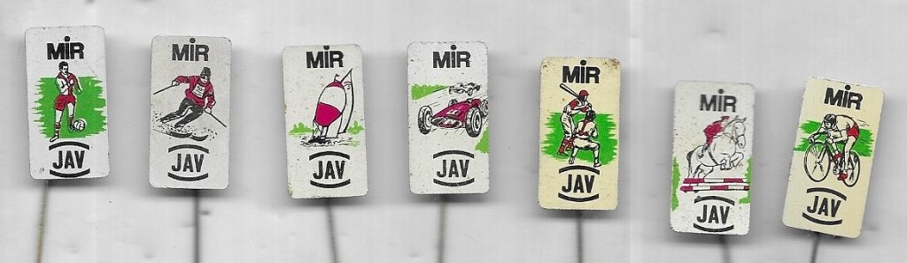 7 SPORT SPELDEN UIT 1 SERIE MIR JAV VERSCHILLENDE, Ophalen of Verzenden, Gebruikt, Sport, Speldje of Pin
