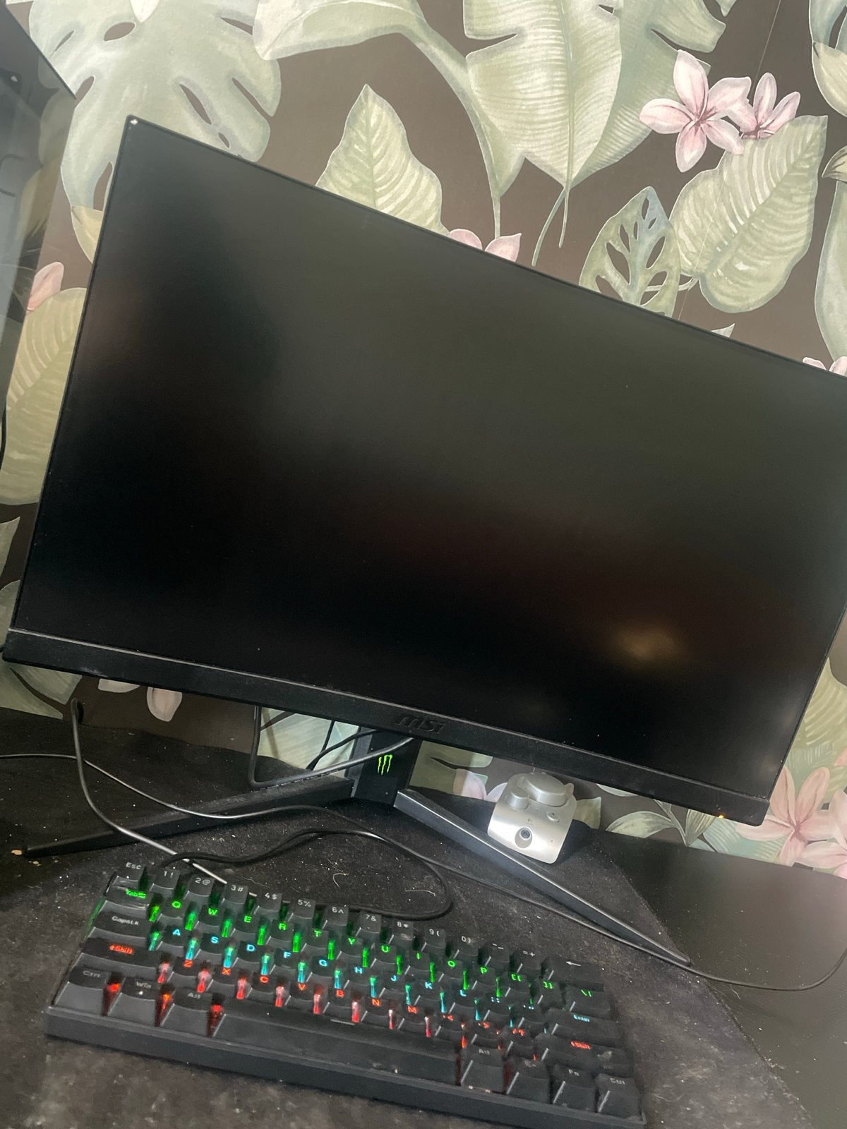 MSI G24C4 E2 -Full HD Curved Gaming Monitor -180 Hz -24 inch, HDMI, Curved, VA, Full HD