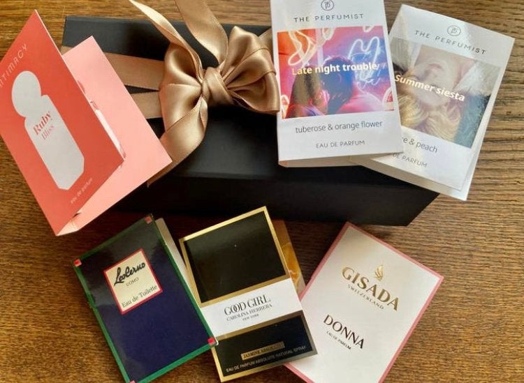 ‼️Set parfumtesters topmerken 6 voor €5, Sieraden, Tassen en Uiterlijk, Uiterlijk | Parfum, Ophalen of Verzenden, Zo goed als nieuw