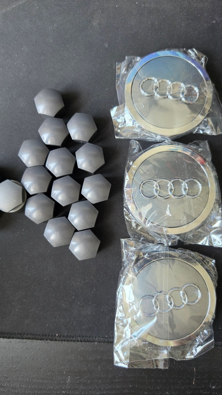 Audi Velgdoppen en Moerdoppen - Nieuw, Ophalen of Verzenden