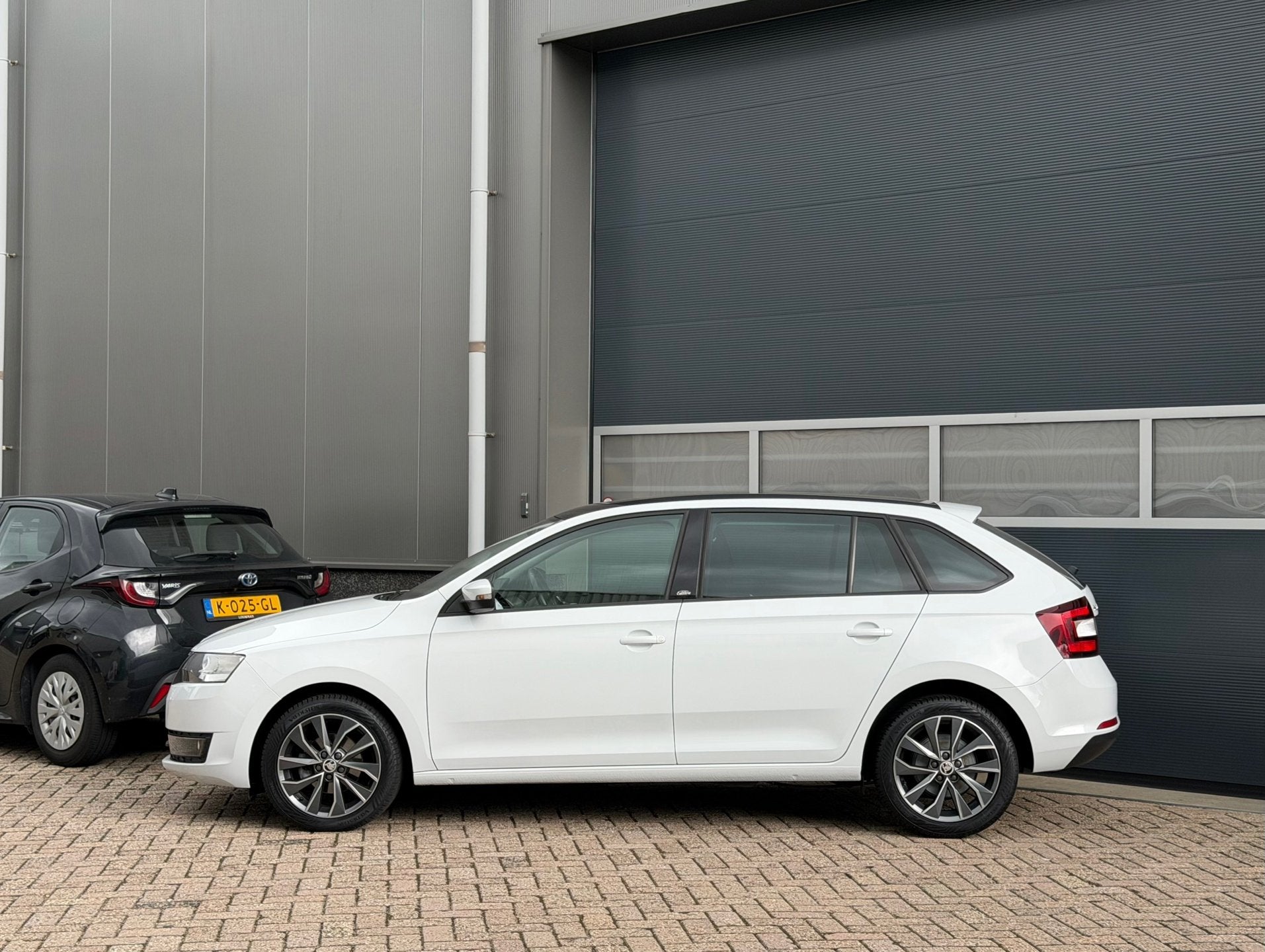 Skoda Rapid Spaceback 1.2 TSI Greentech Edition bj.2016 Pano, Auto's, Stof, Euro 6, Origineel Nederlands, Bedrijf