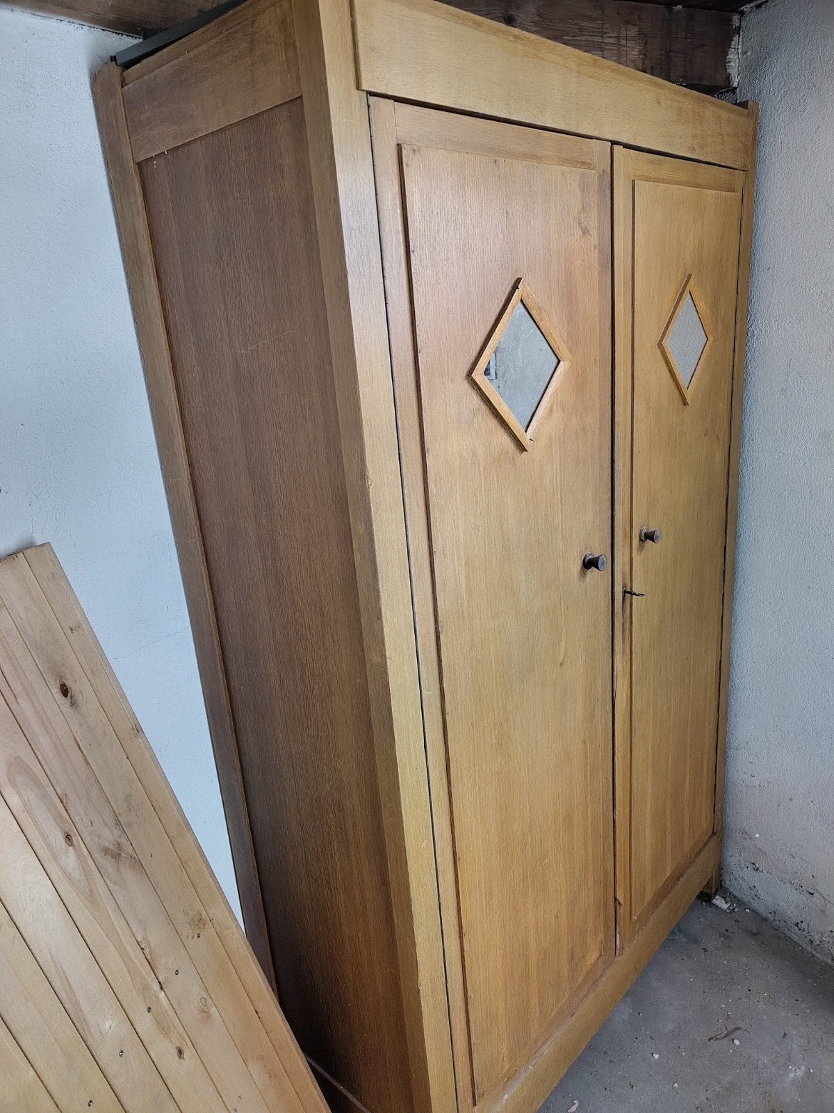 Massief houten kast - gratis af te halen, Ophalen