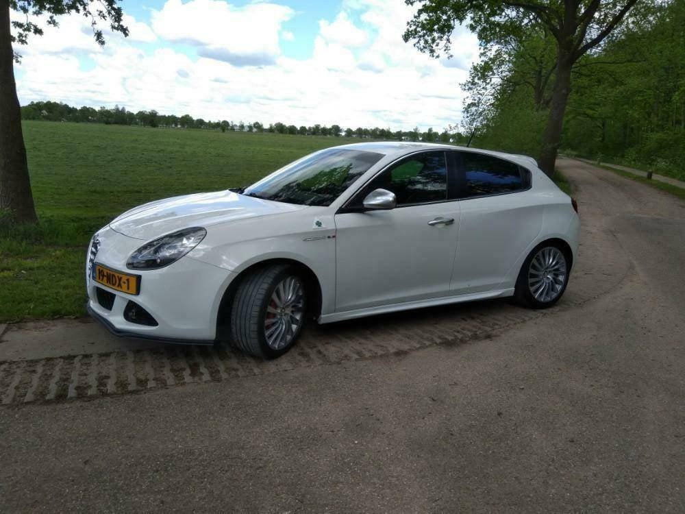 Alfa Romeo Giulietta TBI QV 235 PK, Voorwielaandrijving, Euro 5, 4 cilinders, 4 stoelen