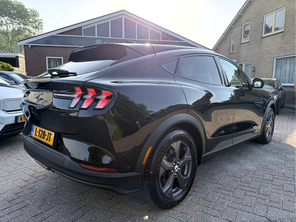 Ford Mustang Mach-E RWD 75 kWh SOH 91.6% Leer, Camera, Stoel, Auto's, Ford, Automaat, Achterwielaandrijving, Gebruikt, 75 kWh