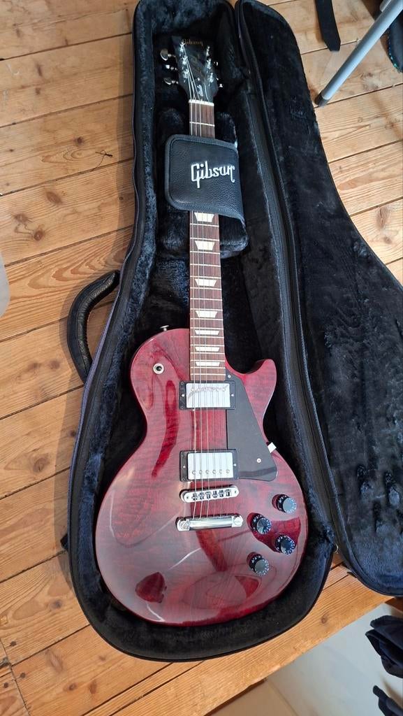 Gibson Les Paul met Line 6 versterker en pedalen, Muziek en Instrumenten, Ophalen, Gebruikt, Met versterker, Solid body